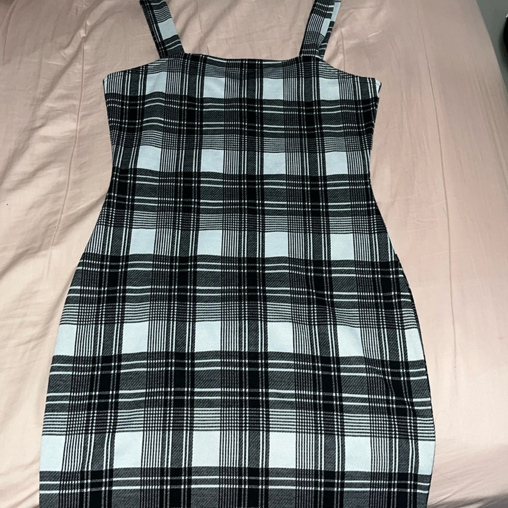 Thick Strap, Gray Black and White Plaid, Thigh Length